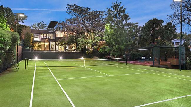 59 Grange Roadd, in Melbourne’s blue blood suburb of Toorak recently sold for more than $10m.