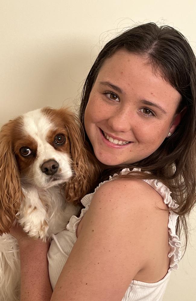 Ashleigh is following her dream of becoming a vet, by working with dogs.