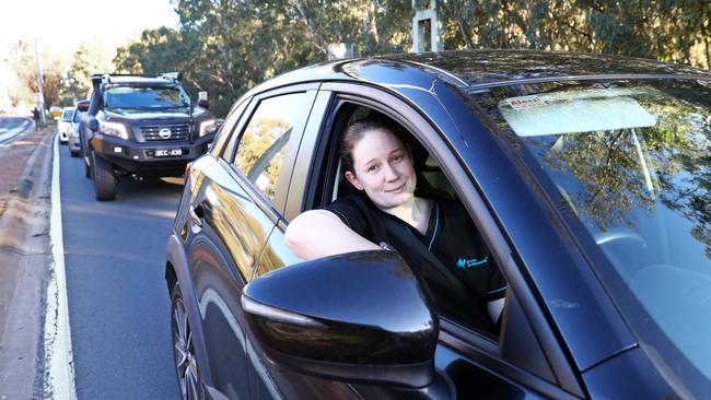 West Wodonga resident Jessica Roberts was stuck in a two and a half-hour traffic jam after NSW closed the border to those on the Victorian side. Picture: Aaron Francis