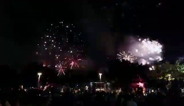 Cairns Esplanade NYE fireworks