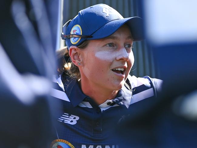 BRISBANE, AUSTRALIA - OCTOBER 10: Meg Lanning of Victoria speaks to players before the WNCL match between Queensland and Victoria at Peter Burge Oval, on October 10, 2023, in Brisbane, Australia. (Photo by Albert Perez/Getty Images)