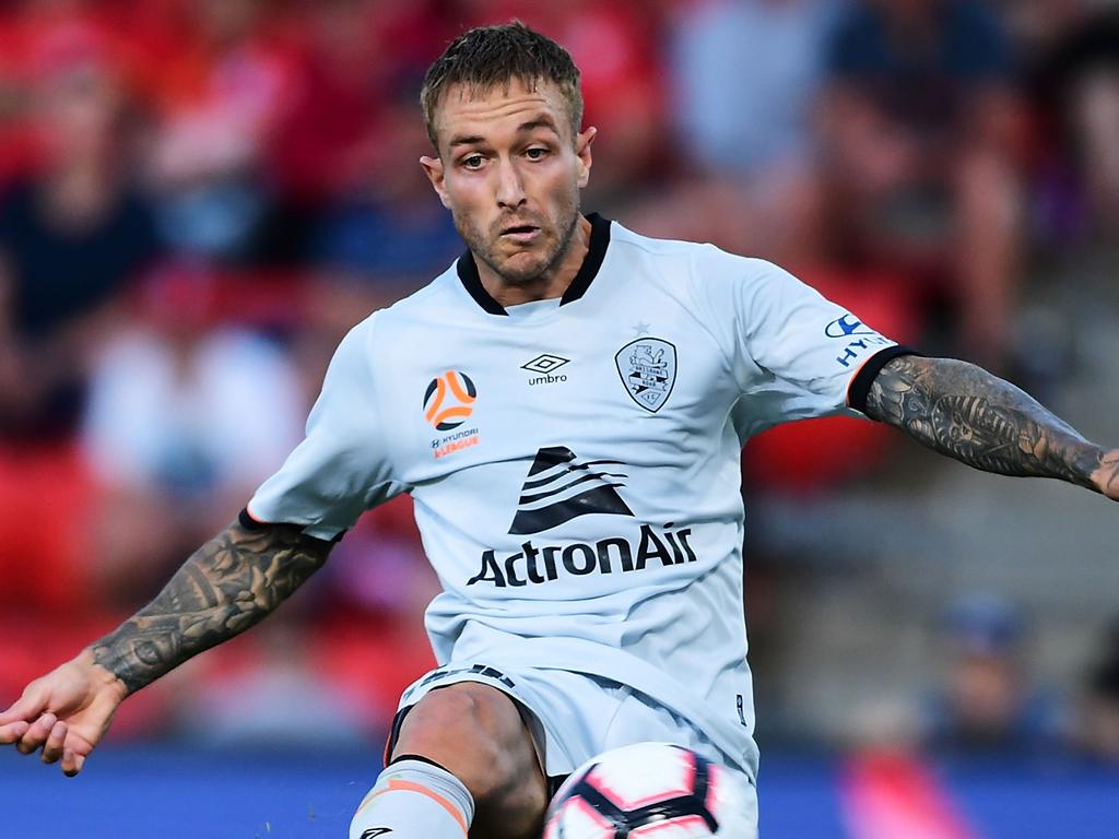 ADELAIDE, AUSTRALIA - NOVEMBER 30: Adam Taggart of Brisbane Roar shoots for goal during the round six A-League match between Adelaide United and the Brisbane Roar at Coopers Stadium on November 30, 2018 in Adelaide, Australia.  (Photo by Mark Brake/Getty Images)