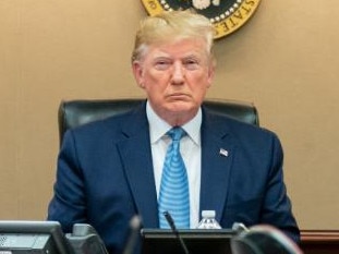 This handout picture taken and released by the White House on October 27, 2019 shows US President Donald Trump (C) watching in the Situation Room as US Special Operations forces close in on ISIS leader Abu Bakr al-Baghdadi. - Trump confirmed the death of Islamic State chief Abu Bakr al-Baghdadi, the world's most wanted man, during an overnight US special operation in northwest Syria. Baghdadi died after exploding a suicide 'vest.' (Photo by Handout / White House / AFP) / RESTRICTED TO EDITORIAL USE - MANDATORY CREDIT "AFP PHOTO / WHITE HOUSE" - NO MARKETING - NO ADVERTISING CAMPAIGNS - DISTRIBUTED AS A SERVICE TO CLIENTS