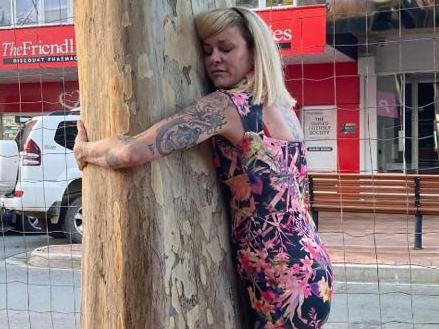 ‘Not yours’: Trader says she will chain herself to doomed trees