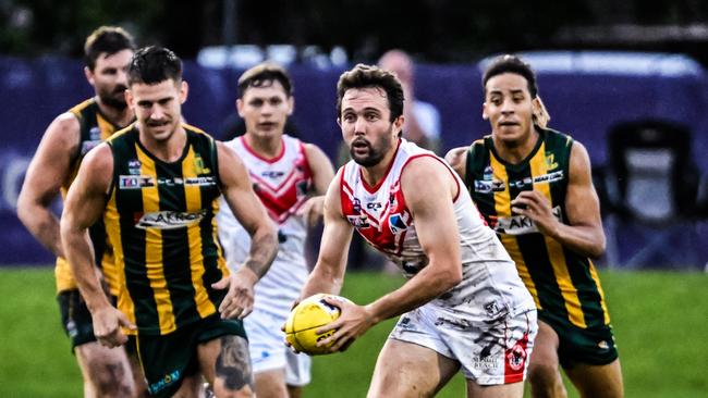 Abe Ankers was on fire for Waratah against PINT in Round 9 of the 2022-23 NTFL season. Picture: Patch Clapp / AFLNT Media