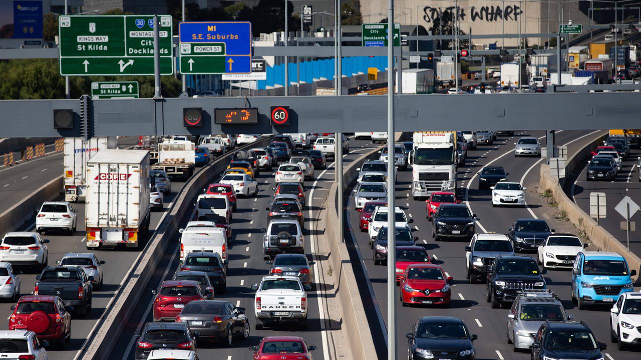 melbourne-traffic-chaos-roadworks-on-west-gate-freeway-and-monash