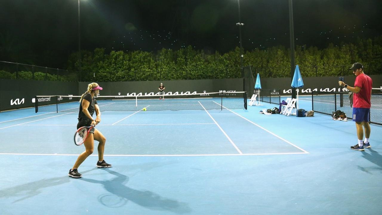 Australian Open 2021: Angelique Kerber on court 5 minutes ...