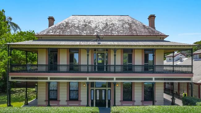 Fenwick House in East Ballina has hit the market and is set to go to auction in February. It is being marketed by Ray White Byron Bay.
