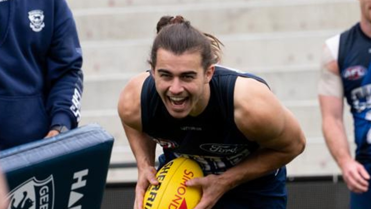 How Oisin Mullin plans to win his way into Geelong’s best 22