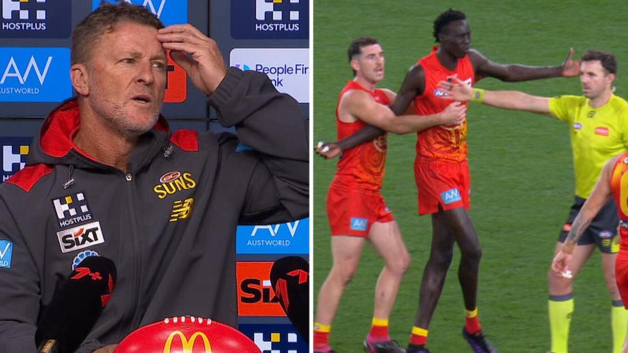 Gold Coast coach Damien Hardwick was clearly “frustrated” over several elements of Saturday night’s three-point loss to St Kilda – including a controversial free kick paid late in the game – according to AFL greats.