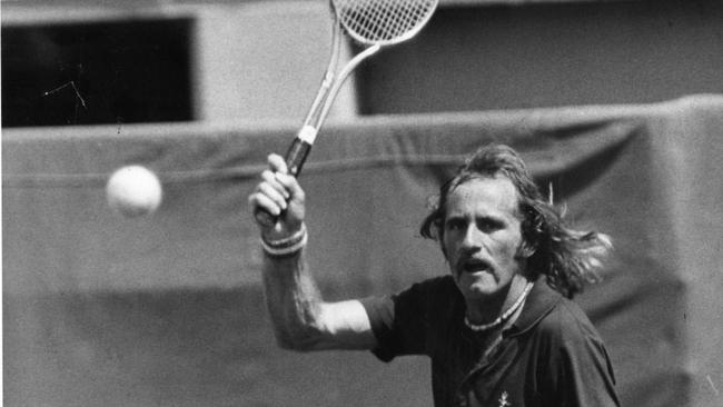 Bob Giltinan playing at the SA Championships match at Memorial Drive, North Adelaide, 05 Dec 1975.