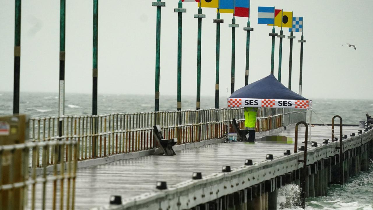 A man has died following an alleged altercation on Frankston Pier. Picture: NewsWire / Luis Enrique Ascui.