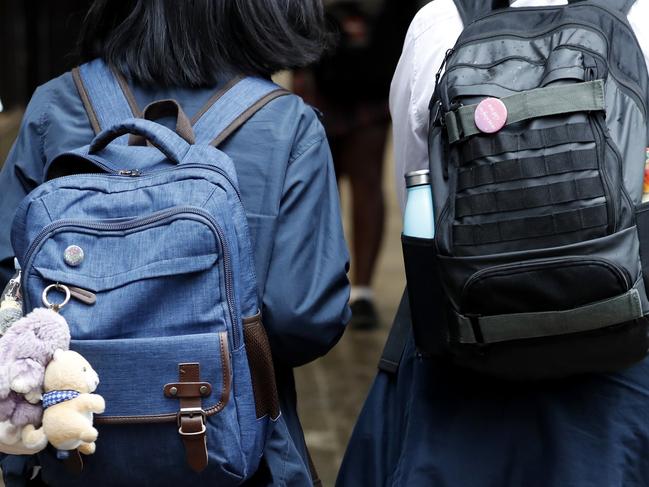 SYDNEY, AUSTRALIA - NewsWire Photos MAY 4, 2021: Students travel home after school. Picture: NCA NewsWire / Nikki Short