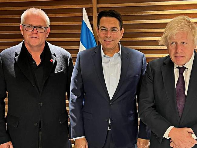 Morrison in Israel with UN ambassador Danny Danon and former British prime minister Boris Johnson.