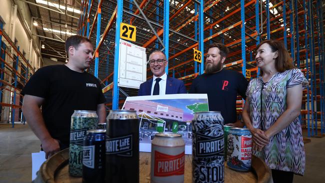 Port Adelaide MP Susan Close and Premier Jay Weatherill with Pirate Life Brewing chief executive John Phinney and director of brewing Jared Proudfoot. Picture: Tait Schmaal.