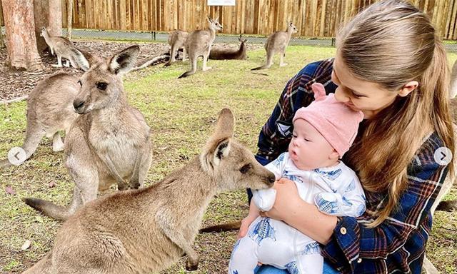 Bindi Irwin with GRace Australia Zoo
