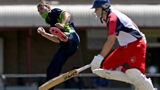 VTCA bowler Patrick Willach (Doutta Stars) gathers and throws out DDCA’s Cameron Forsyth. Picture: Andy Brownbill