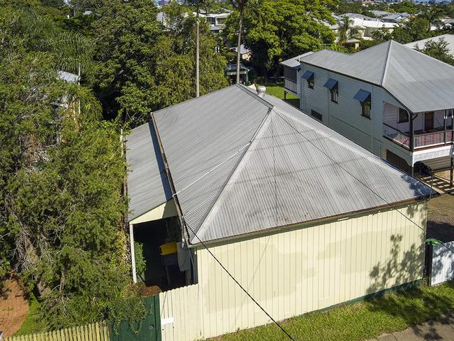 168 Hawthorne Rd, Hawthorne, before renovations. Picture: realestate.com.au