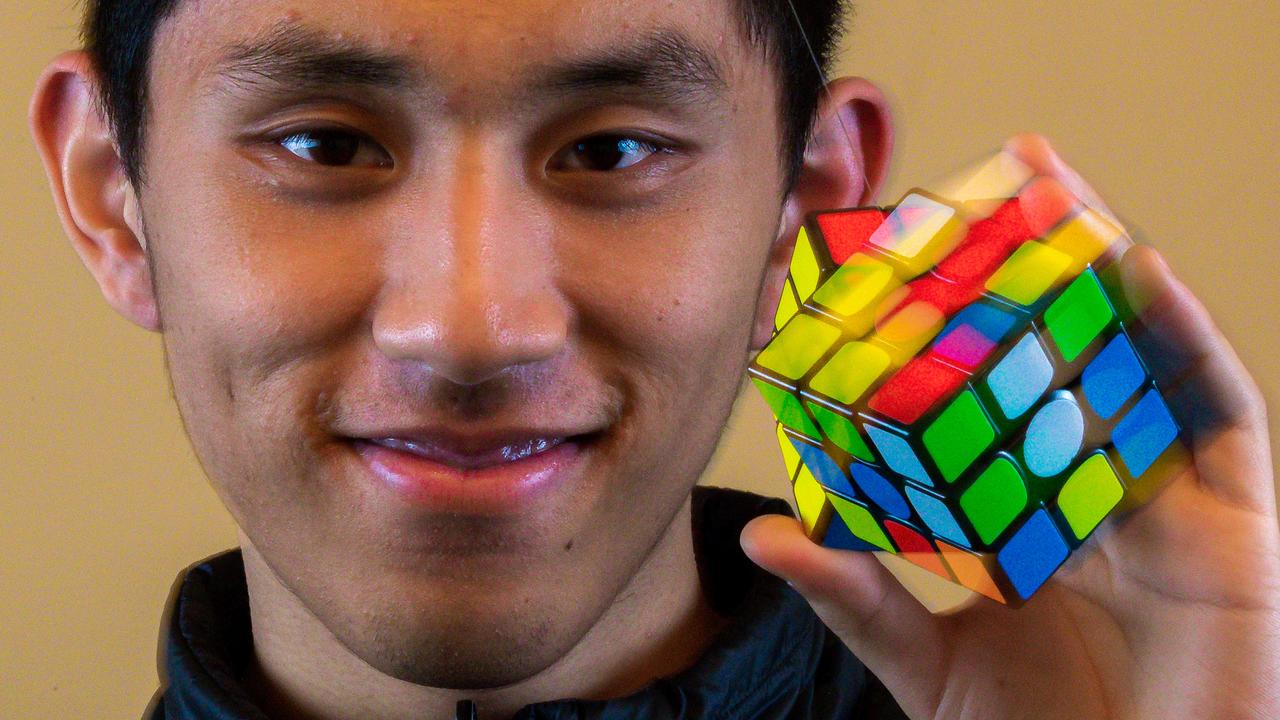 fastest rubik's cube solve