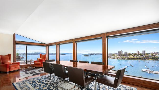 Billionaire Gretel Packer is understood to have bought an Art Deco apartment in Sydney’s historic 1930s Macleay Regis building.