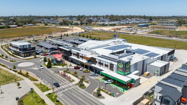 Cranbourne West Shopping Centre and the land surrounding it located at 665 Hall Rd has hit the market.