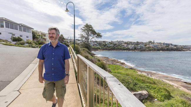 Maroubra local Andrew Morris is annoyed with Randwick Council about its failure to removed bicycles dumped bikes at Lurline Bay. Picture: Matthew Vasilescu