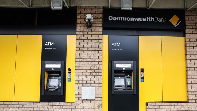 Commonwealth Bank has struggled to process payments for customers across Australia since Thursday. (AAP IMAGE / Carmela Roche)