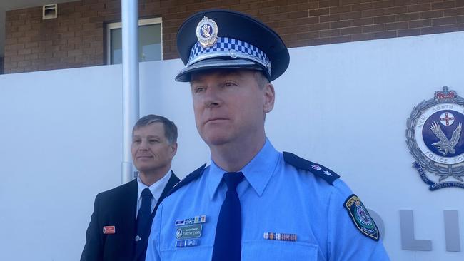 Orana Mid-Western Police District superintendent Tim Chinn and detective chief inspector Paul Stephens. Photo: Tijana Birdjan