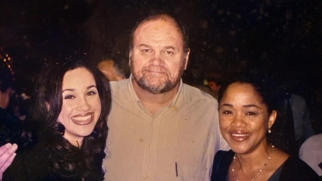 Meghan Markle with her parents Thomas Markle and Doria Ragland.  Picture:  Thomas Markle: My Story