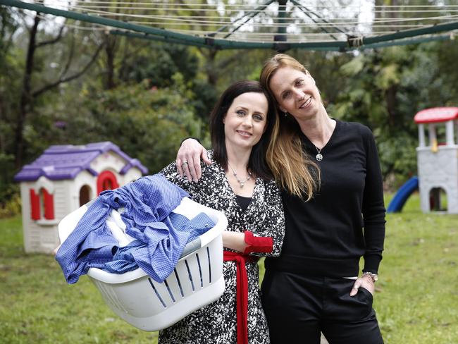 Sydney mums Tarnya Allen from Seven Hills and Di Fisher (right) from Willoughby are holding Samsung to account for faulty washing machines. They run a facebook page with over 3000 members.