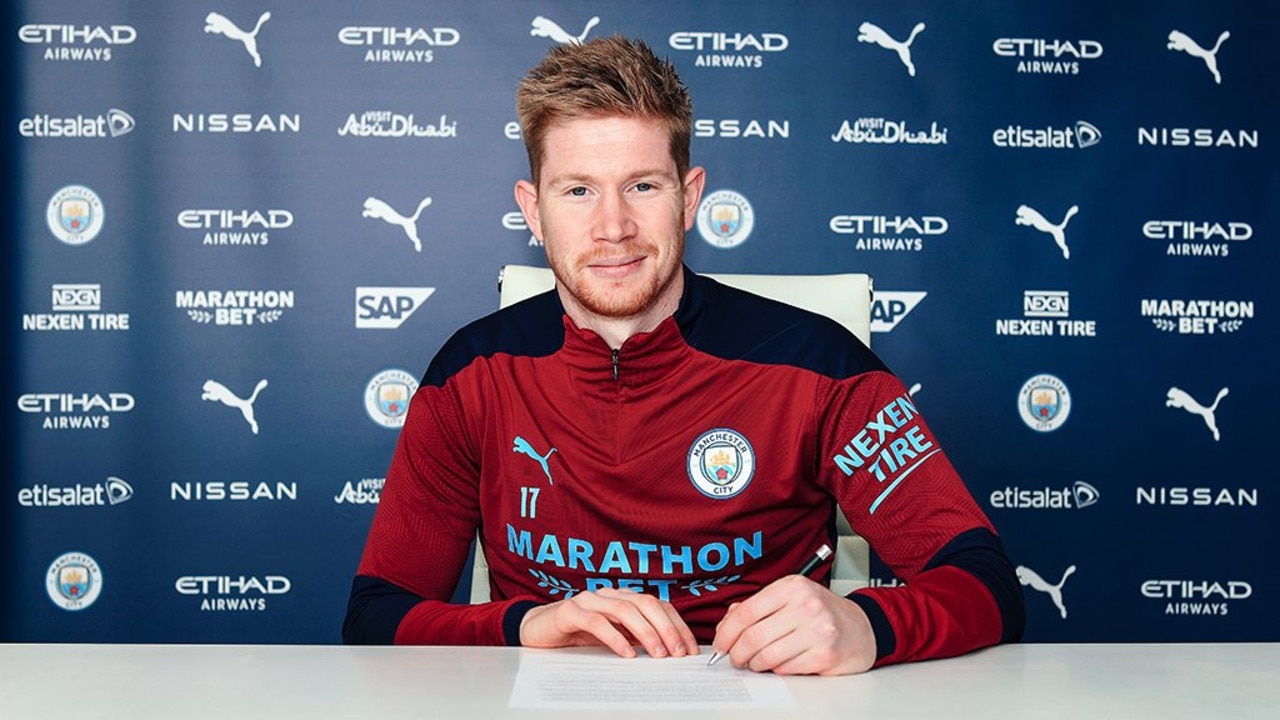Kevin De Bruyne has signed a two-year contract extension.