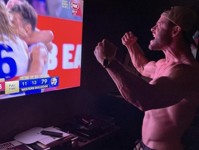 Chris Hemsworth celebrates the Bulldogs' one-point win