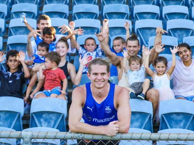 Anderson with his extended family Picture at Marrara: Glenn Campbell