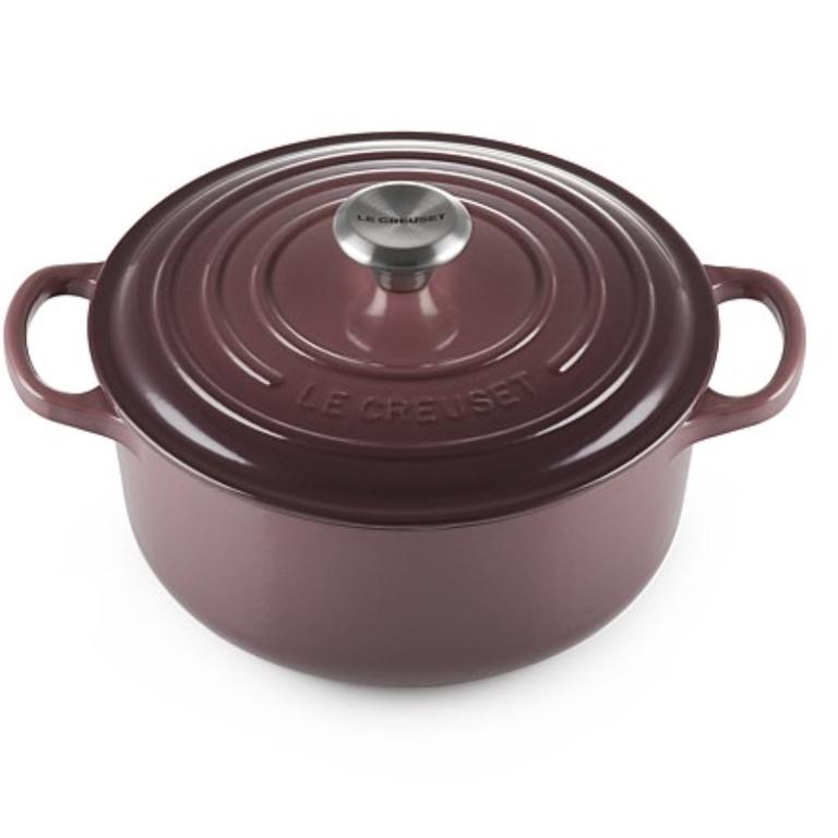 Aldi's $16 Copycat Le Creuset Roaster Has Fans Going Wild - Parade