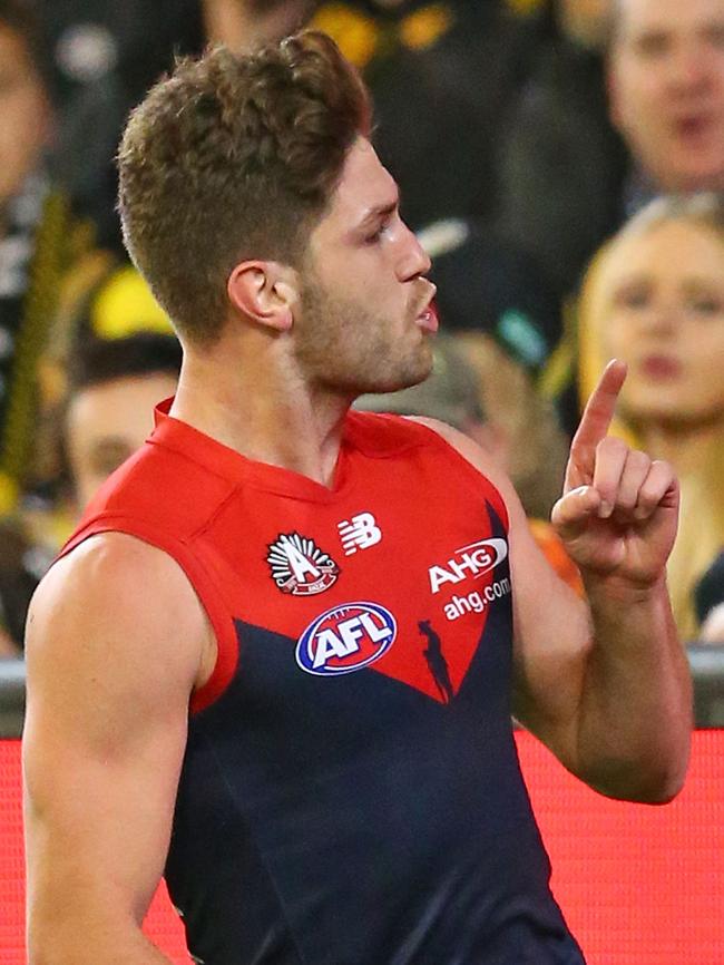 Tom Bugg silences Richmond fans.