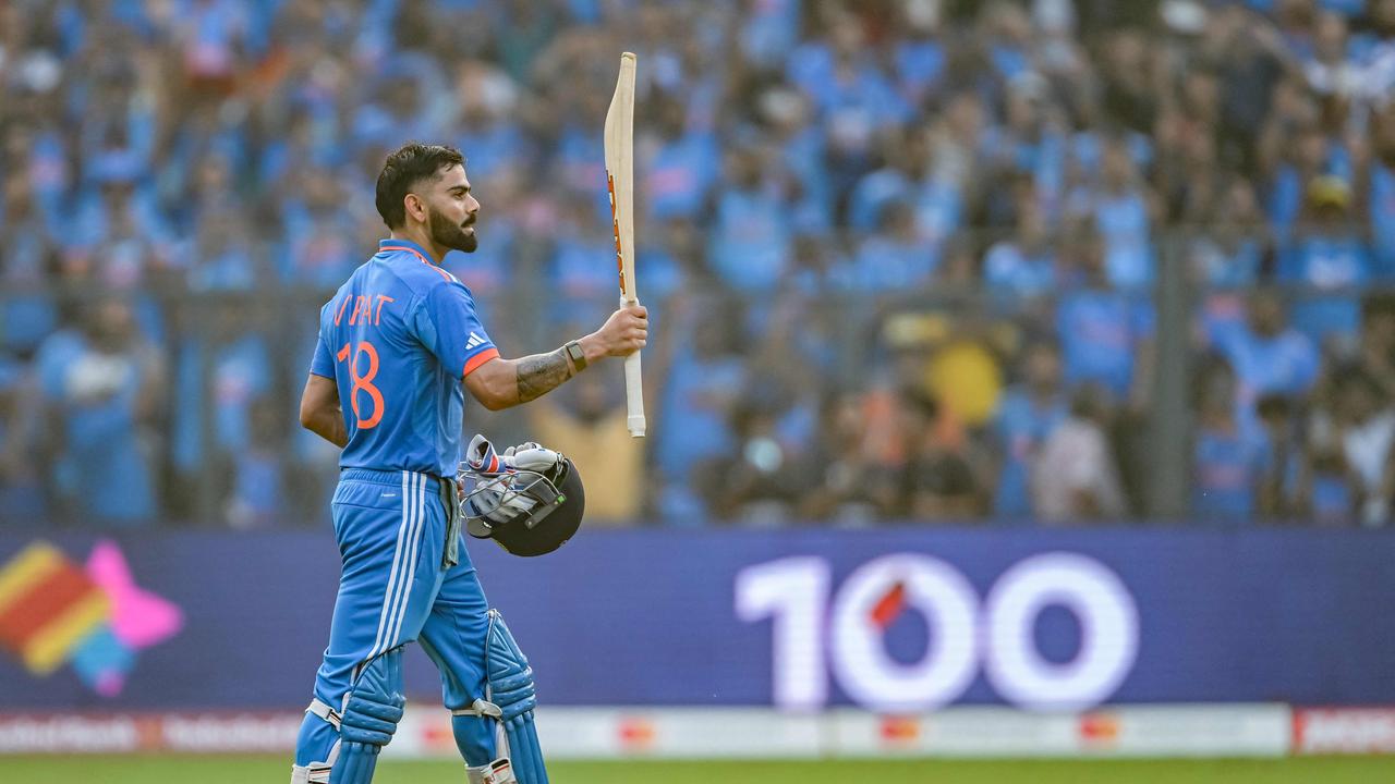 Kohli stands alone atop the cricket mountain. (Photo by INDRANIL MUKHERJEE / AFP)