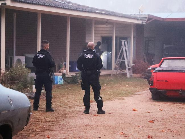 NSW Police raid a home on the border. Picture: Supplied