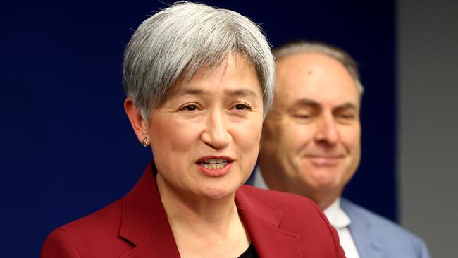 ADELAIDE, AUSTRALIA - NewsWire Photos 4, august, 2023:  Foreign Minister Penny Wong and Trade Minister Don Farrell, are in Adelaide today and will hold a joint press conference speak about Chinese tariffs been lifted on Barley. Picture: NCA NewsWire / Kelly Barnes