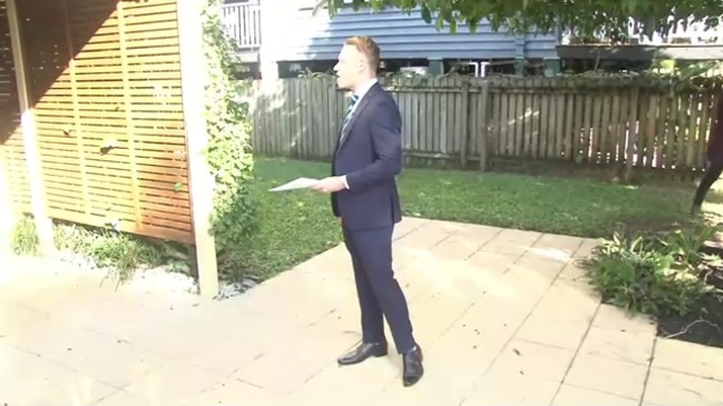 Replay: Brisbane house auctions - 17 Ferndale St, Lota