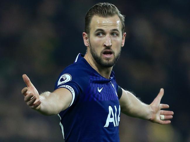 NORWICH, ENGLAND - DECEMBER 28: Harry Kane of Tottenham Hotspur reacts during the Premier League match between Norwich City and Tottenham Hotspur at Carrow Road on December 28, 2019 in Norwich, United Kingdom. (Photo by Stephen Pond/Getty Images)
