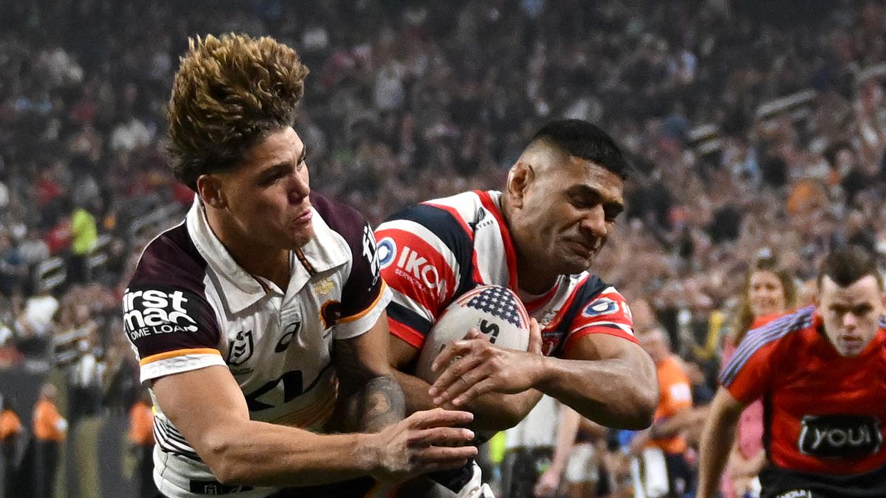 Reece Walsh dares Roosters to target him tonight