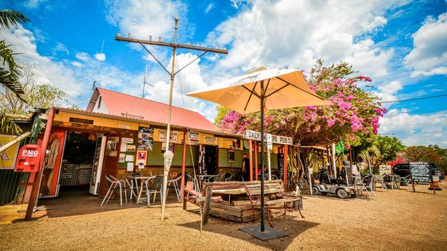 Eamon Donnelly's photo of Daly Waters Outback Pub, NT.