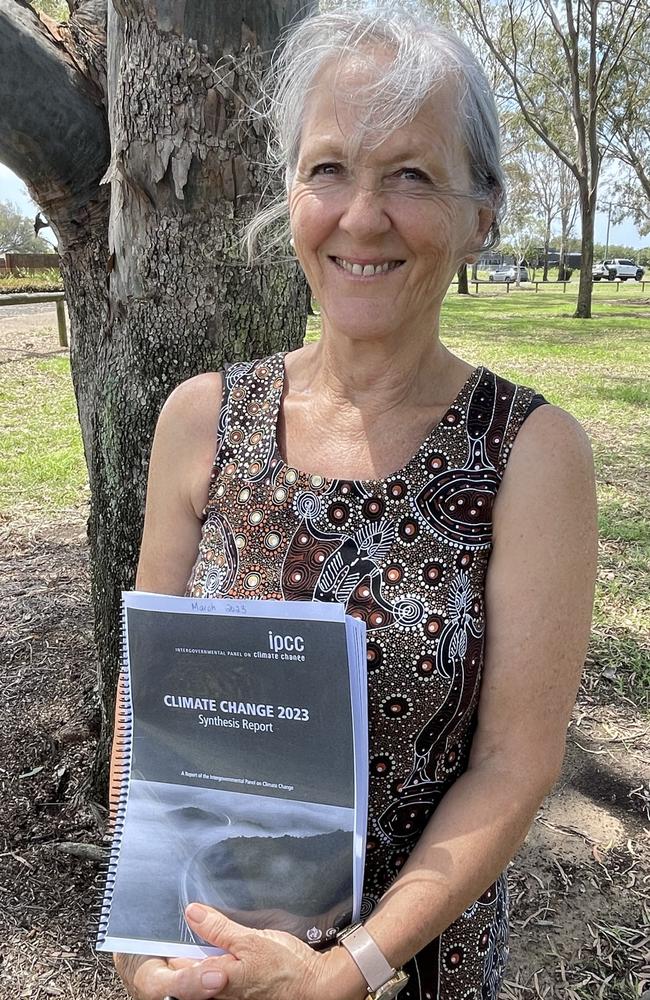 Moore Park Beach resident Chris Jones said she was "not really" satisfied with Mr Stewart's response to her question asking why governments were not following the IPCC recommendations to reduce the use of fossil fuels.