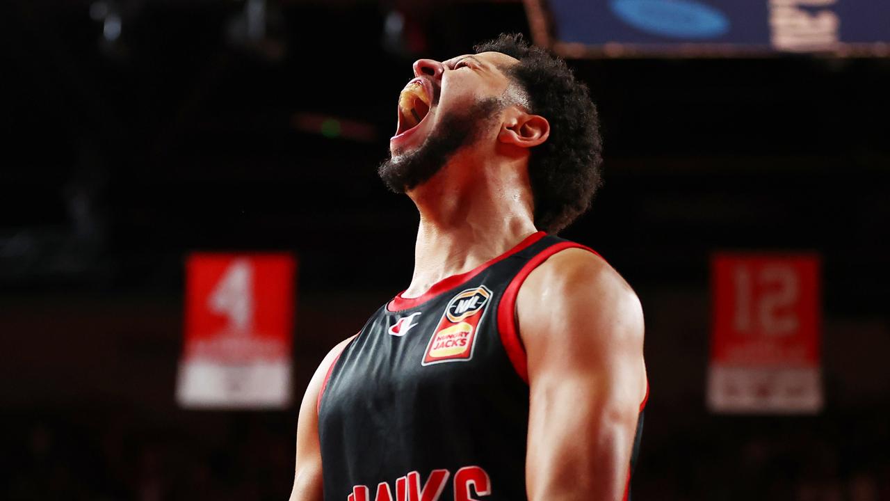 NBL Finals 2024 Illawarra Hawks defeat Melbourne United in overtime