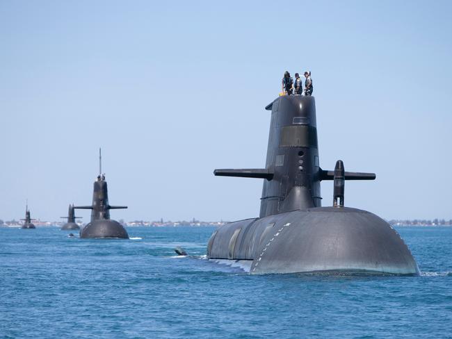 Collins Class Submarines, HMAS Collins, HMAS Farncomb, HMAS Dechaineux and HMAS Sheean in formation while transiting through Cockburn Sound, Western Australia. *** Local Caption *** Royal Australian Navy Collins Class Submarines HMAS Collins, HMAS Farncomb, HMAS Dechaineux and HMAS Sheean were joined in formation by United States Navy Submarine USS Santa Fe in the West Australian Exercise Area for a photo opportunity in February 2019. The submarines were in the area to participate in several activities, including Exercise Lungfish 2019 and Exercise Ocean Explorer 2019.