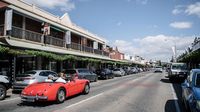 King William Road. Picture: AAP/ Morgan Sette