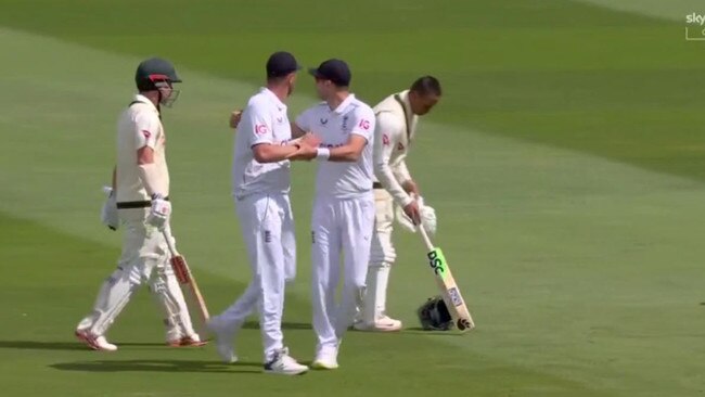 England villain Ollie Robinson had to be dragged away from Usman Khawaja at the drinks break in the first session.