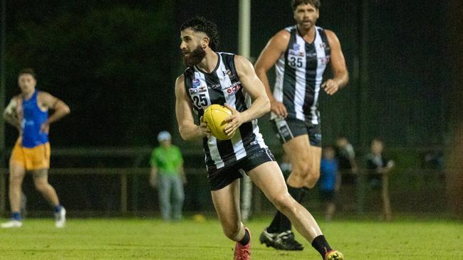 Nayef Hamad playing for the Palmerston Magpies in the 2024-25 NTFL season. Picture: Tymunna Clements / AFLNT Media