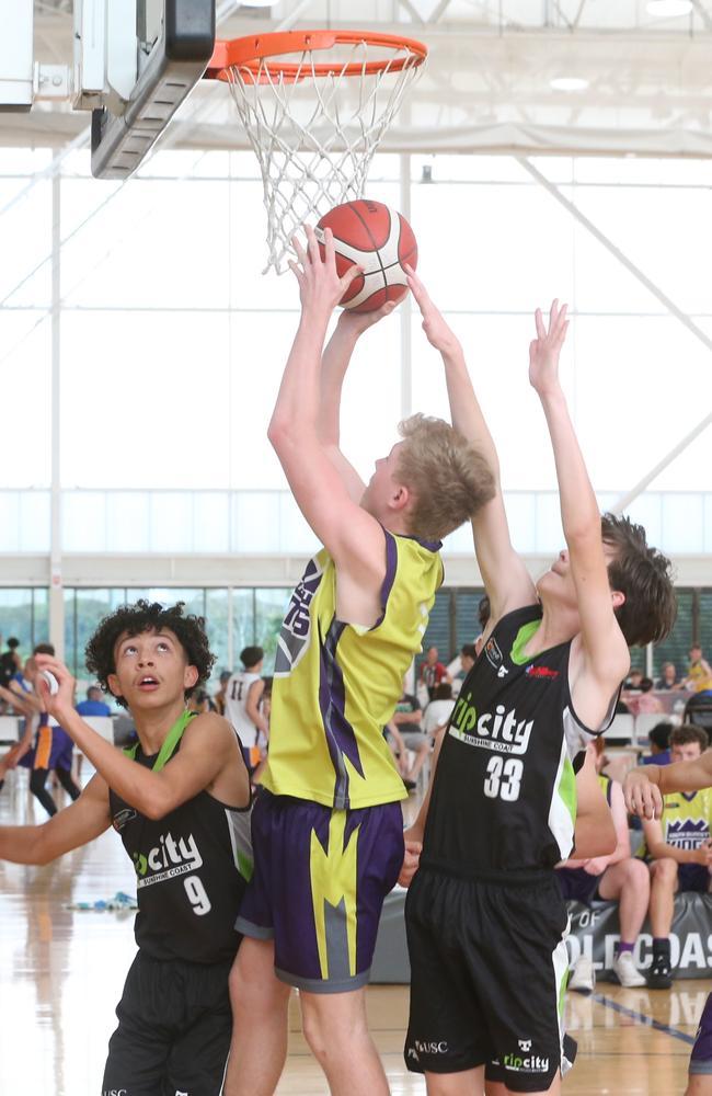Basketball QLD U18's State Championships 2024 semi-finals day. Div 5 and 6. Yellow South Burnett vs. Sunshine Coast Rip City. 13 January 2024 Carrara Picture by Richard Gosling