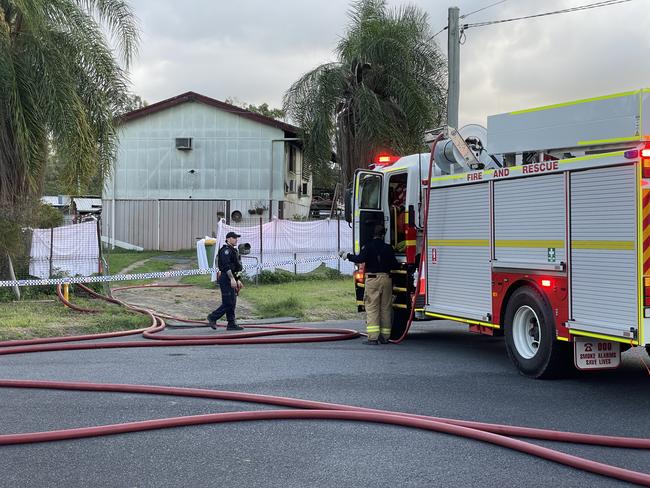 Multiple inured in structure fire in Sarina near Mackay. Photo: Fergus Gregg